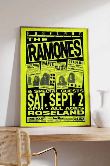 The Ramones Konser Tasarımlı Retro Çerçeveli Tasarım Tablo