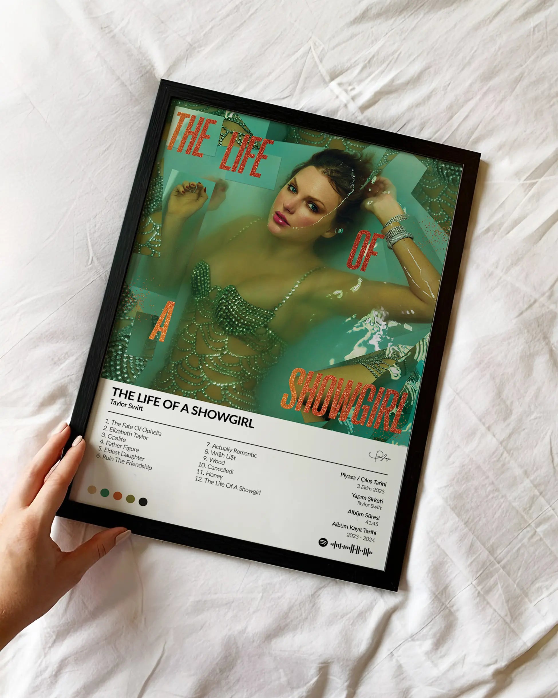 Kişiye Özel Albüm Tasarımlı Çerçeveli Tablo